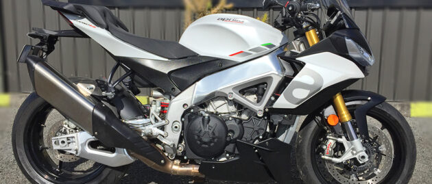 2022 Aprilia Tuono V4